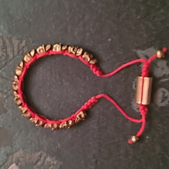 Jules Smith Mini Skull Wrap Bracelet Red/Yellow Gold - Picture 3 of 11